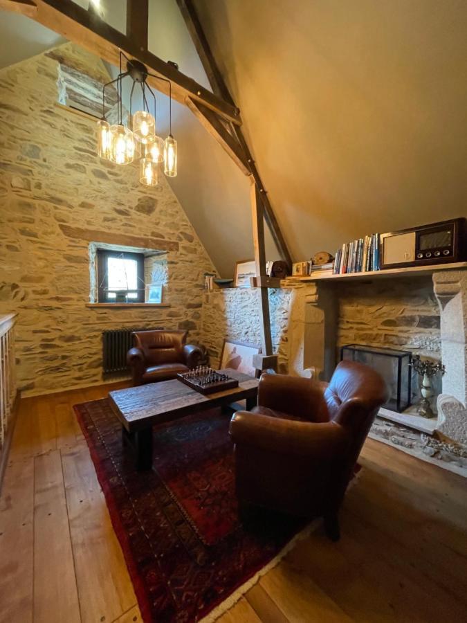 Manoir Medieval Du XV Ieme Siecle Minihy-Tréguier エクステリア 写真