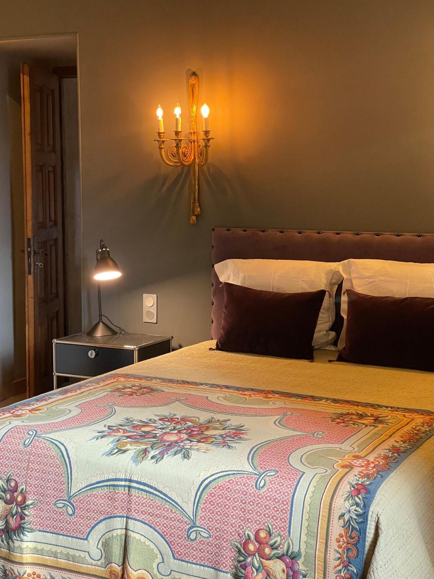 Manoir Medieval Du XV Ieme Siecle Minihy-Tréguier エクステリア 写真