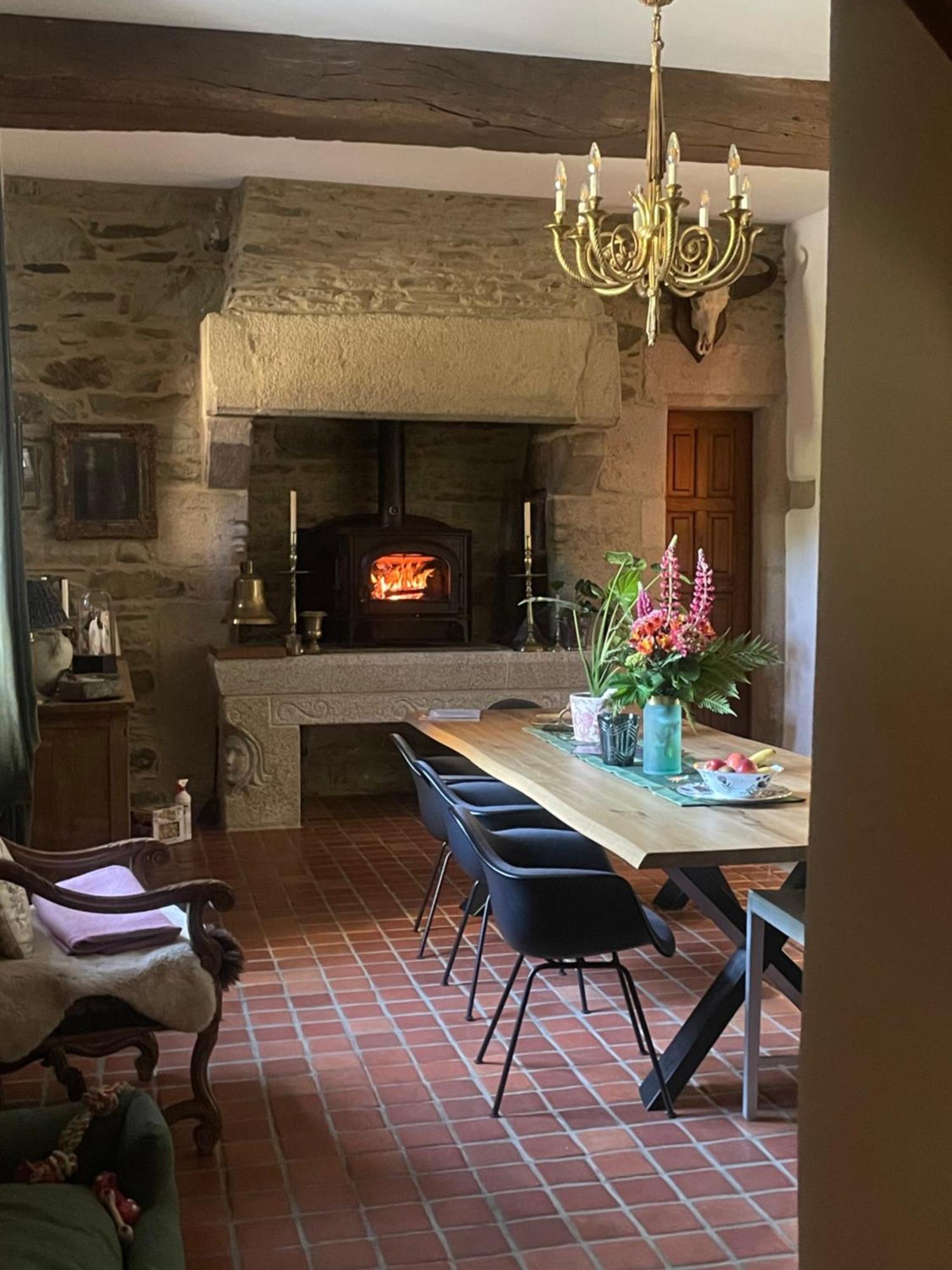 Manoir Medieval Du XV Ieme Siecle Minihy-Tréguier エクステリア 写真